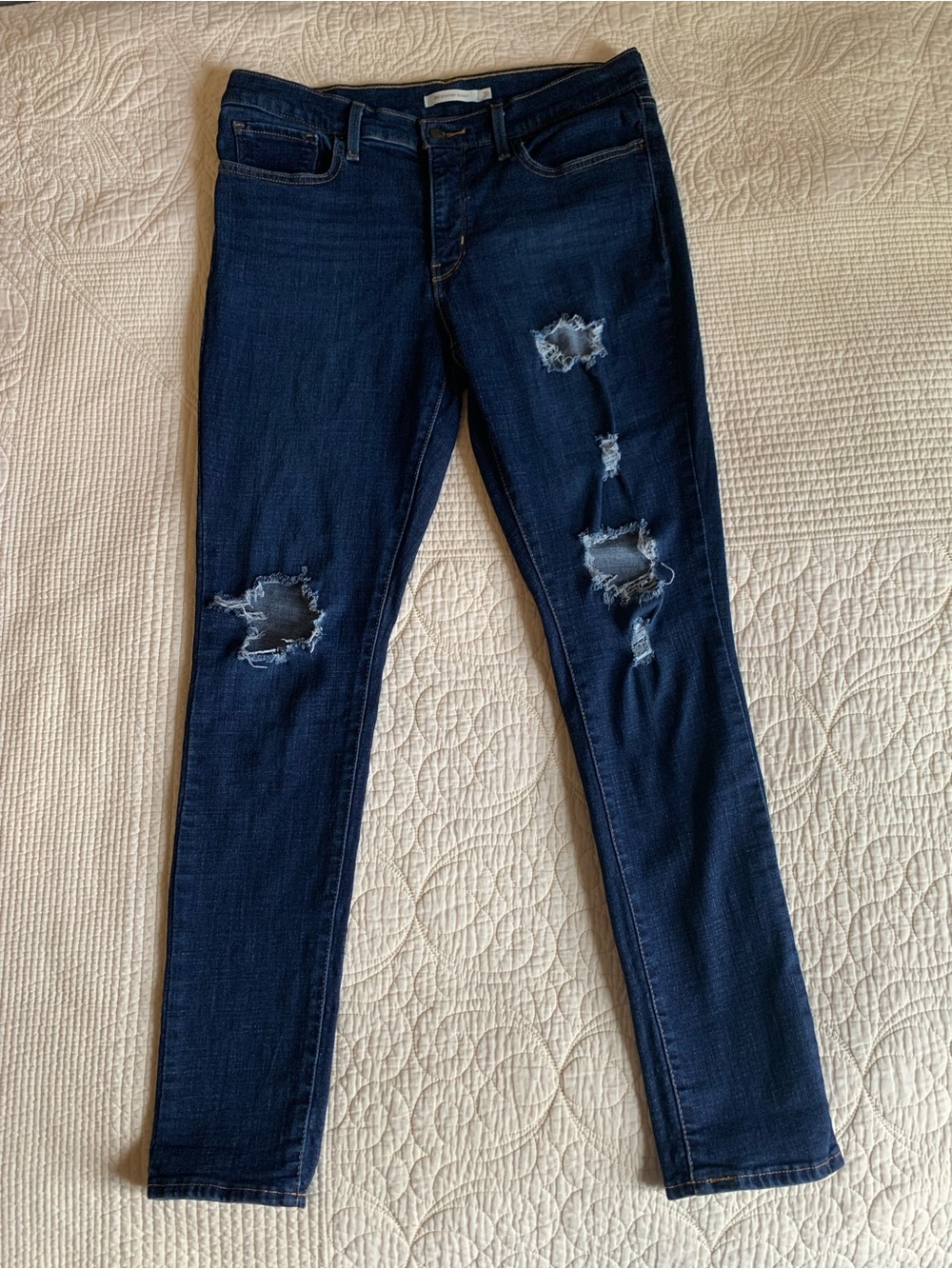 Levi's 311 Shaping Skinny Jeans
